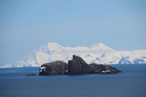 南极海峡