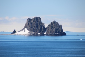 南极海峡