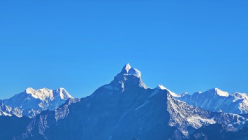 农布尔山