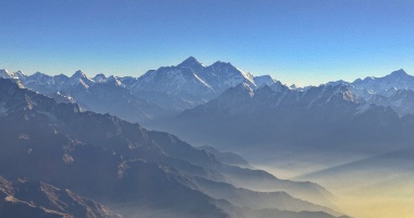 农布尔山